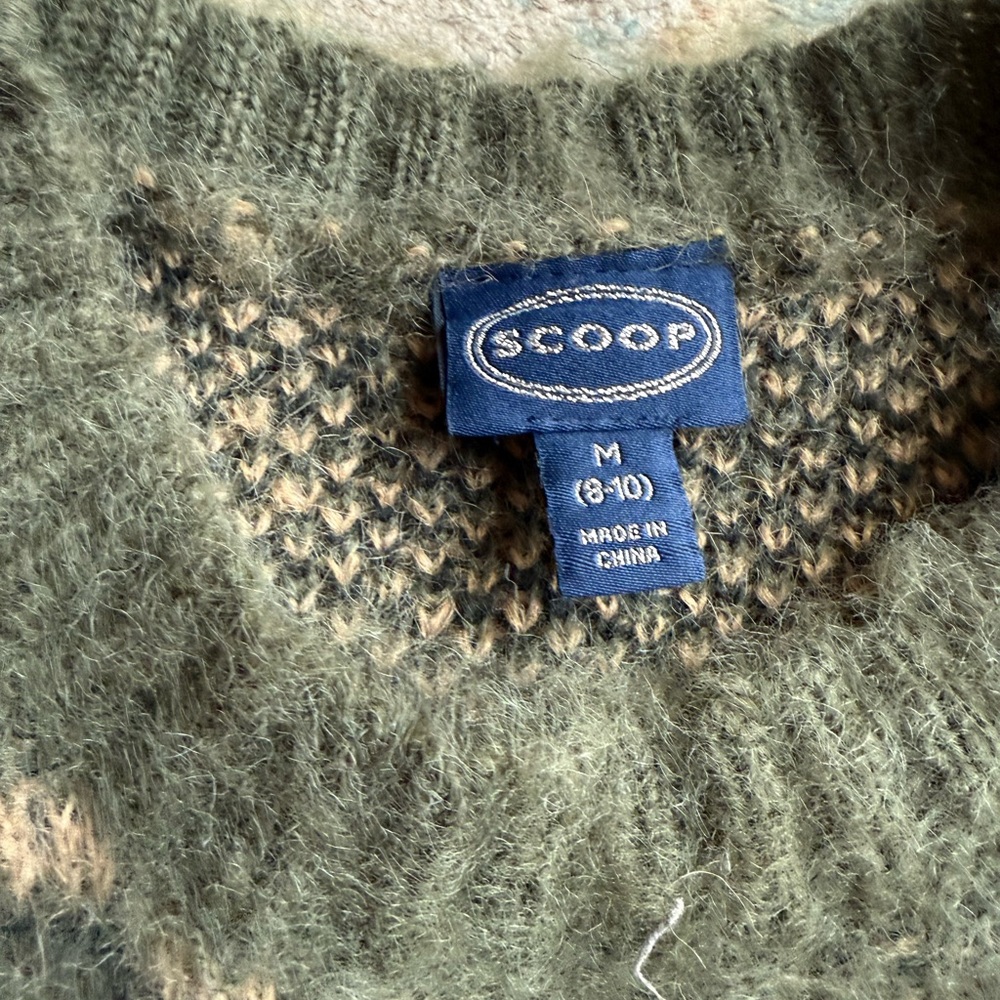 Green and Cream Sweater - Picture 4 of 5